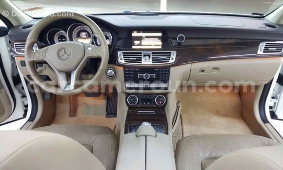 Sayi Imported Mercedes‒Benz 190 (W201) White Mota in Import - Dubai a Adamawa Sayi Imported Mercedes‒Benz 190 (W201) White Mota in Import - Dubai a Adamawa