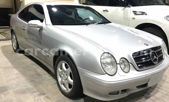 Acheter Import Voiture Mercedes‒Benz 190 (W201) Autre à Import - Dubai, Adamawa Acheter Import Voiture Mercedes‒Benz 190 (W201) Autre à Import - Dubai, Adamawa