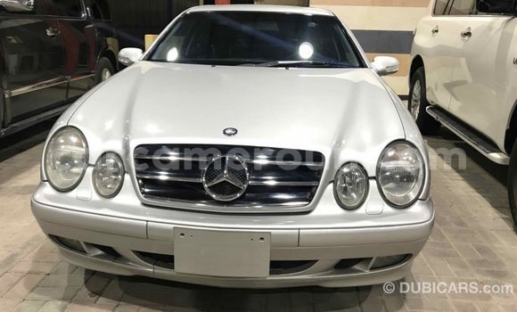 Acheter Import Voiture Mercedes‒Benz 190 (W201) Autre à Import - Dubai, Adamawa Acheter Import Voiture Mercedes‒Benz 190 (W201) Autre à Import - Dubai, Adamawa