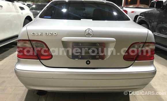 Acheter Import Voiture Mercedes‒Benz 190 (W201) Autre à Import - Dubai, Adamawa Acheter Import Voiture Mercedes‒Benz 190 (W201) Autre à Import - Dubai, Adamawa