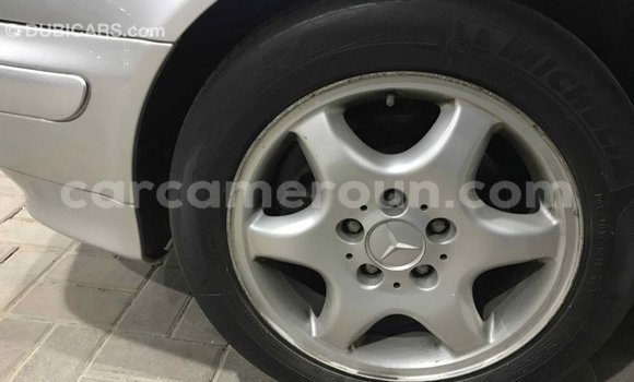 Acheter Import Voiture Mercedes‒Benz 190 (W201) Autre à Import - Dubai, Adamawa Acheter Import Voiture Mercedes‒Benz 190 (W201) Autre à Import - Dubai, Adamawa