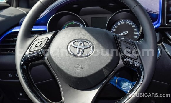 Acheter Import Voiture Toyota C-HR Autre à Import - Dubai, Adamawa Acheter Import Voiture Toyota C-HR Autre à Import - Dubai, Adamawa