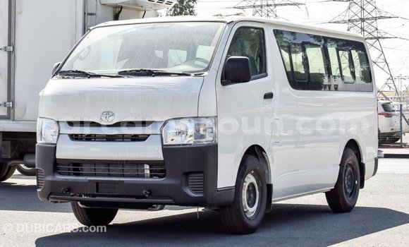 Sayi Imported Toyota Hiace White Mota in Import - Dubai a Adamawa Sayi Imported Toyota Hiace White Mota in Import - Dubai a Adamawa
