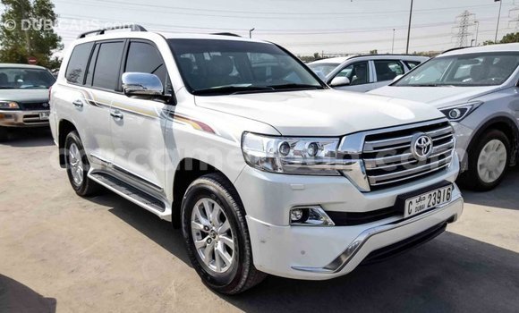 Buy Import Toyota Land Cruiser White Car in Import - Dubai in Adamawa Buy Import Toyota Land Cruiser White Car in Import - Dubai in Adamawa