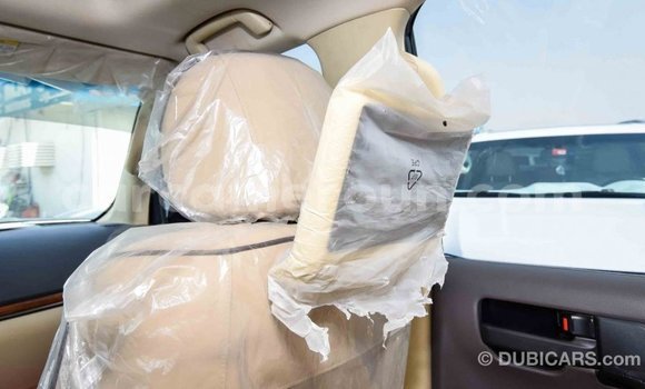 Buy Import Toyota Land Cruiser White Car in Import - Dubai in Adamawa Buy Import Toyota Land Cruiser White Car in Import - Dubai in Adamawa