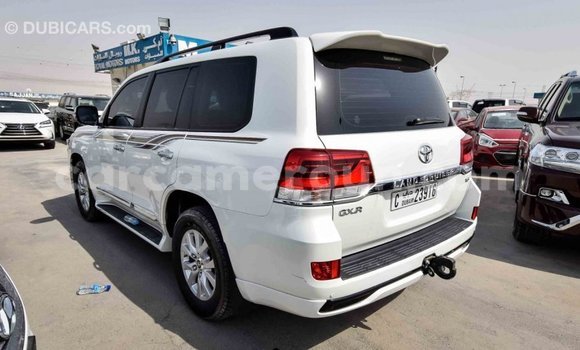 Buy Import Toyota Land Cruiser White Car in Import - Dubai in Adamawa Buy Import Toyota Land Cruiser White Car in Import - Dubai in Adamawa