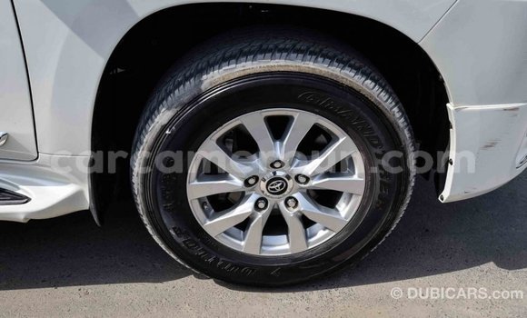 Buy Import Toyota Land Cruiser White Car in Import - Dubai in Adamawa Buy Import Toyota Land Cruiser White Car in Import - Dubai in Adamawa
