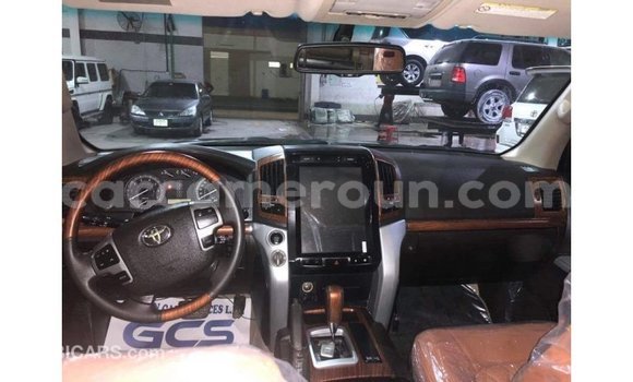 Acheter Import Voiture Toyota Land Cruiser Noir à Import - Dubai, Adamawa Acheter Import Voiture Toyota Land Cruiser Noir à Import - Dubai, Adamawa