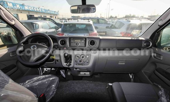 Buy Import Nissan Evalia White Truck in Import - Dubai in Adamawa Buy Import Nissan Evalia White Truck in Import - Dubai in Adamawa