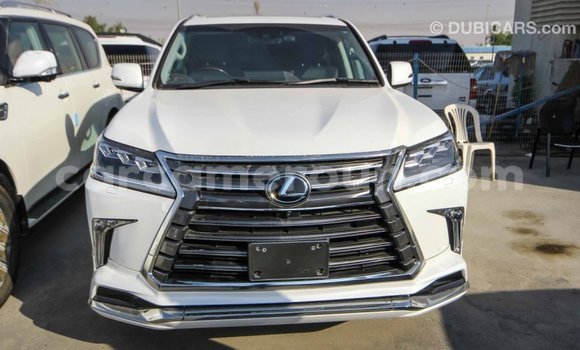 Acheter Import Voiture Lexus LX Blanc à Import - Dubai, Adamawa Acheter Import Voiture Lexus LX Blanc à Import - Dubai, Adamawa