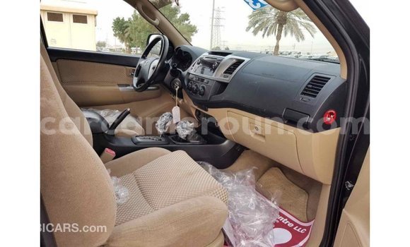 Acheter Import Voiture Toyota Fortuner Autre à Import - Dubai, Adamawa Acheter Import Voiture Toyota Fortuner Autre à Import - Dubai, Adamawa