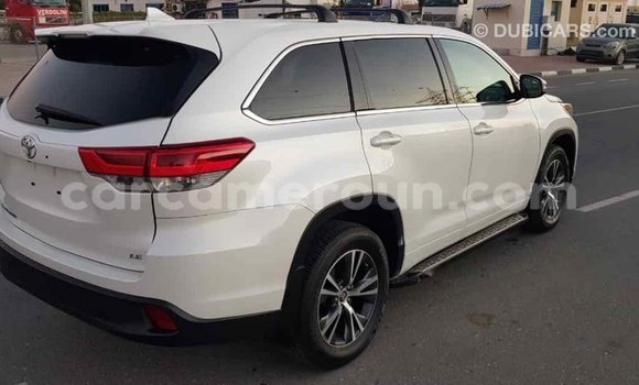 Buy Import Toyota Highlander White Car in Import - Dubai in Adamawa Buy Import Toyota Highlander White Car in Import - Dubai in Adamawa