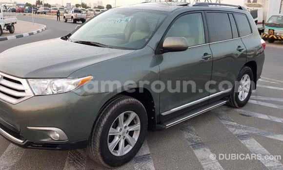 Buy Import Toyota Highlander Green Car in Import - Dubai in Adamawa Buy Import Toyota Highlander Green Car in Import - Dubai in Adamawa