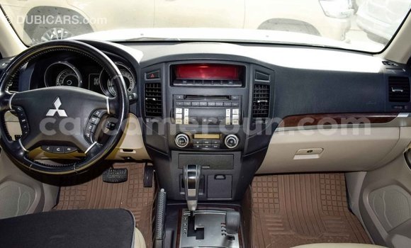 Buy Import Mitsubishi Pajero White Car in Import - Dubai in Adamawa Buy Import Mitsubishi Pajero White Car in Import - Dubai in Adamawa