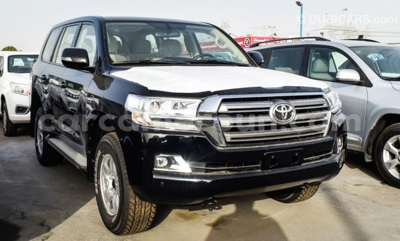Acheter Import Voiture Toyota Land Cruiser Noir à Import - Dubai, Adamawa Acheter Import Voiture Toyota Land Cruiser Noir à Import - Dubai, Adamawa