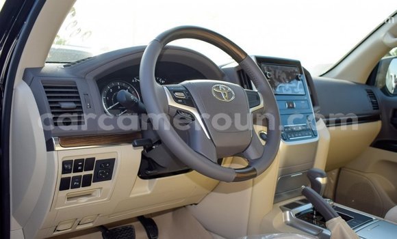 Acheter Import Voiture Toyota Land Cruiser Noir à Import - Dubai, Adamawa Acheter Import Voiture Toyota Land Cruiser Noir à Import - Dubai, Adamawa