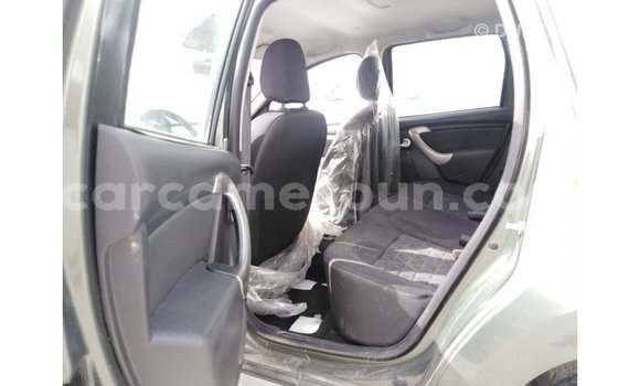 Acheter Import Voiture Renault Duster Vert à Import - Dubai, Adamawa Acheter Import Voiture Renault Duster Vert à Import - Dubai, Adamawa