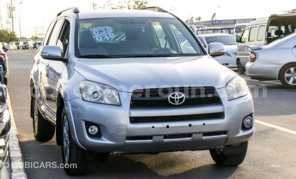 Acheter Import Voiture Toyota RAV4 Autre à Import - Dubai, Adamawa Acheter Import Voiture Toyota RAV4 Autre à Import - Dubai, Adamawa