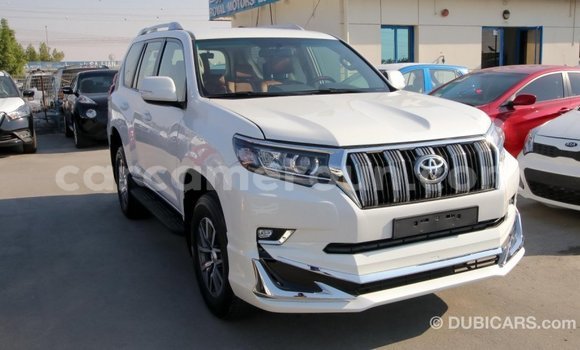 Acheter Import Voiture Toyota Prado Blanc à Import - Dubai, Adamawa Acheter Import Voiture Toyota Prado Blanc à Import - Dubai, Adamawa