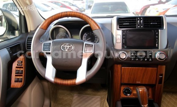 Acheter Import Voiture Toyota Prado Blanc à Import - Dubai, Adamawa Acheter Import Voiture Toyota Prado Blanc à Import - Dubai, Adamawa