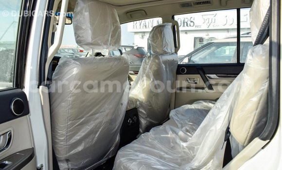 Sayi Imported Mitsubishi Pajero White Mota in Import - Dubai a Adamawa Sayi Imported Mitsubishi Pajero White Mota in Import - Dubai a Adamawa