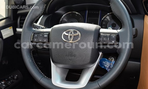Acheter Import Voiture Toyota Fortuner Blanc à Import - Dubai, Adamawa Acheter Import Voiture Toyota Fortuner Blanc à Import - Dubai, Adamawa