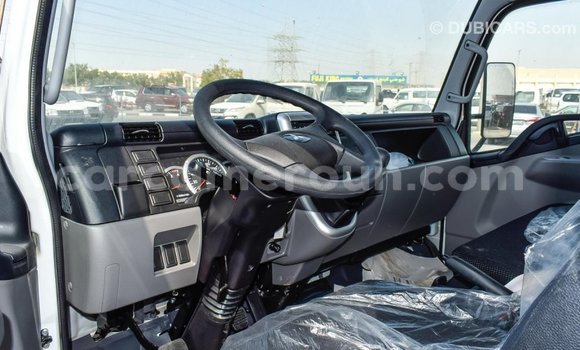 Acheter Import Voiture Mitsubishi Carisma Blanc à Import - Dubai, Adamawa Acheter Import Voiture Mitsubishi Carisma Blanc à Import - Dubai, Adamawa