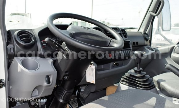 Sayi Imported Hino 300 Series White Babbar mota in Import - Dubai a Adamawa Sayi Imported Hino 300 Series White Babbar mota in Import - Dubai a Adamawa