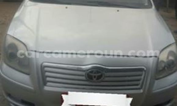 Sayi Na hannu Toyota Avensis Azurfa Mota in Yaounde a Babban Kamaru Sayi Na hannu Toyota Avensis Azurfa Mota in Yaounde a Babban Kamaru