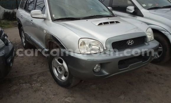 Sayi Na hannu Hyundai Santa Fe Azurfa Mota in Douala a Ƙasar Kamaru Sayi Na hannu Hyundai Santa Fe Azurfa Mota in Douala a Ƙasar Kamaru