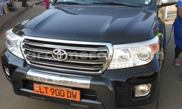 Sayi Na hannu Toyota Land Cruiser Black Mota in Yaounde a Babban Kamaru Sayi Na hannu Toyota Land Cruiser Black Mota in Yaounde a Babban Kamaru