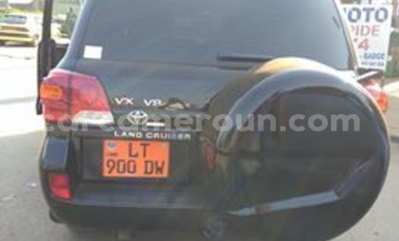 Sayi Na hannu Toyota Land Cruiser Black Mota in Yaounde a Babban Kamaru Sayi Na hannu Toyota Land Cruiser Black Mota in Yaounde a Babban Kamaru