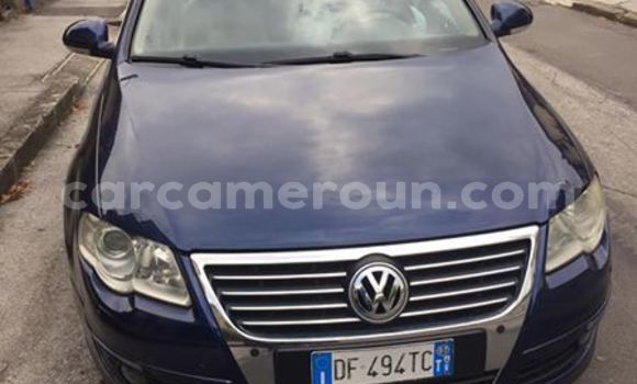Sayi Na hannu Volkswagen Passat Blue Mota in Yaounde a Babban Kamaru Sayi Na hannu Volkswagen Passat Blue Mota in Yaounde a Babban Kamaru