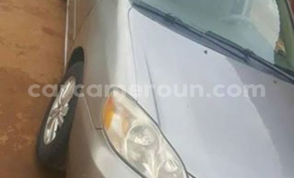 Sayi Na hannu Toyota Corolla Sauran Mota in Yaounde a Babban Kamaru Sayi Na hannu Toyota Corolla Sauran Mota in Yaounde a Babban Kamaru
