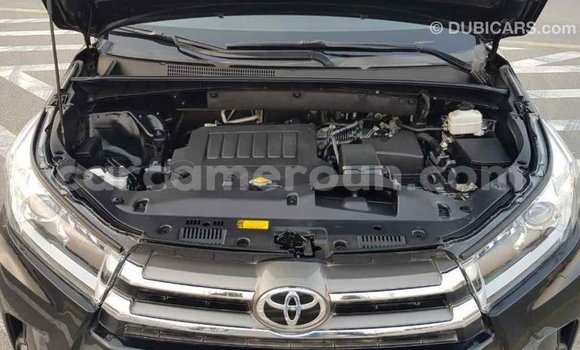 Acheter Import Voiture Toyota Highlander Noir à Import - Dubai, Adamawa Acheter Import Voiture Toyota Highlander Noir à Import - Dubai, Adamawa