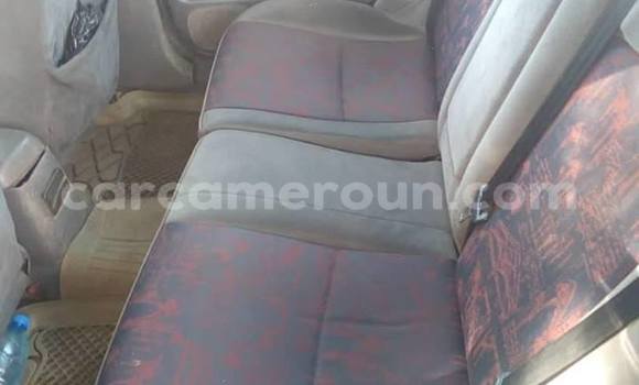 Sayi Na hannu Toyota Avensis Black Mota in Yaounde a Babban Kamaru Sayi Na hannu Toyota Avensis Black Mota in Yaounde a Babban Kamaru