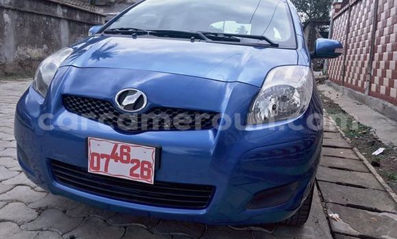 Sayi Na hannu Toyota Yaris Blue Mota in Douala a Ƙasar Kamaru Sayi Na hannu Toyota Yaris Blue Mota in Douala a Ƙasar Kamaru