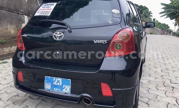 Sayi Na hannu Toyota Yaris Black Mota in Douala a Ƙasar Kamaru Sayi Na hannu Toyota Yaris Black Mota in Douala a Ƙasar Kamaru