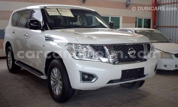 Acheter Import Voiture Nissan Patrol Blanc à Import - Dubai, Adamawa Acheter Import Voiture Nissan Patrol Blanc à Import - Dubai, Adamawa