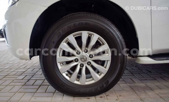 Acheter Import Voiture Nissan Patrol Blanc à Import - Dubai, Adamawa Acheter Import Voiture Nissan Patrol Blanc à Import - Dubai, Adamawa