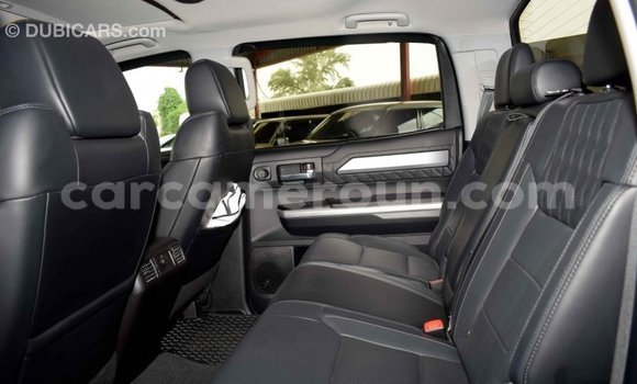 Acheter Import Voiture Toyota Tundra Noir à Import - Dubai, Adamawa Acheter Import Voiture Toyota Tundra Noir à Import - Dubai, Adamawa