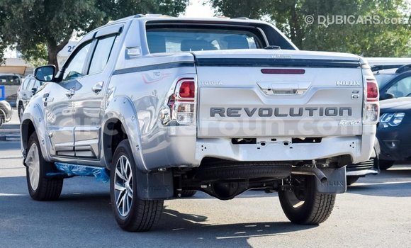 Sayi Imported Toyota Hilux Sauran Mota in Import - Dubai a Adamawa Sayi Imported Toyota Hilux Sauran Mota in Import - Dubai a Adamawa