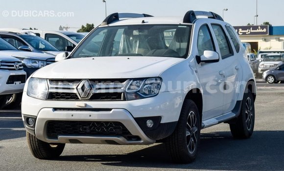 Acheter Import Voiture Renault Duster Blanc à Import - Dubai, Adamawa Acheter Import Voiture Renault Duster Blanc à Import - Dubai, Adamawa