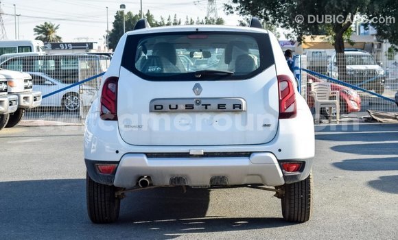 Acheter Import Voiture Renault Duster Blanc à Import - Dubai, Adamawa Acheter Import Voiture Renault Duster Blanc à Import - Dubai, Adamawa