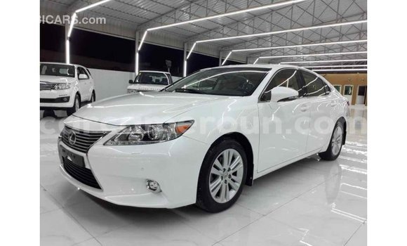 Sayi Imported Lexus ES White Mota in Import - Dubai a Adamawa Sayi Imported Lexus ES White Mota in Import - Dubai a Adamawa