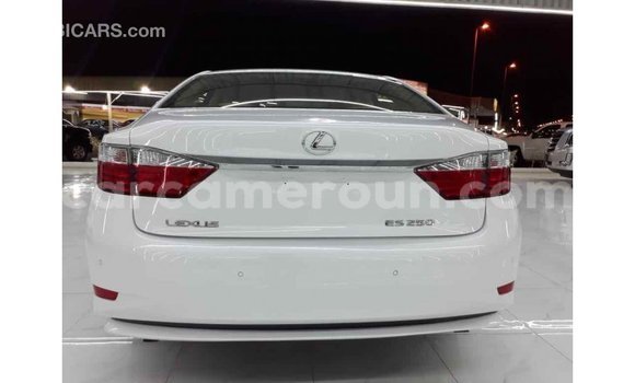 Sayi Imported Lexus ES White Mota in Import - Dubai a Adamawa Sayi Imported Lexus ES White Mota in Import - Dubai a Adamawa