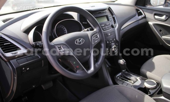 Acheter Import Voiture Hyundai Santa Fe Noir à Import - Dubai, Adamawa Acheter Import Voiture Hyundai Santa Fe Noir à Import - Dubai, Adamawa