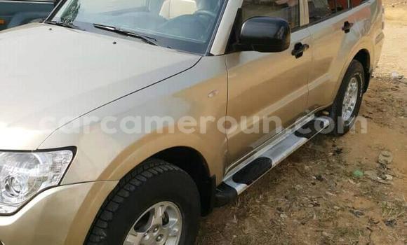 Acheter Occasion Voiture Mitsubishi Pajero Beige à Douala, Littoral Cameroon Acheter Occasion Voiture Mitsubishi Pajero Beige à Douala, Littoral Cameroon