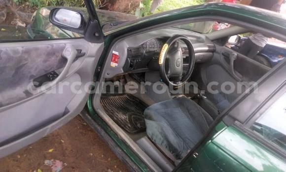 Acheter Occasion Voiture Opel Astra Vert à Douala, Littoral Cameroon Acheter Occasion Voiture Opel Astra Vert à Douala, Littoral Cameroon