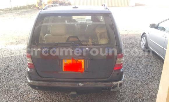 Acheter Occasion Voiture Mercedes‒Benz ML–Class Noir à Douala, Littoral Cameroon Acheter Occasion Voiture Mercedes‒Benz ML–Class Noir à Douala, Littoral Cameroon